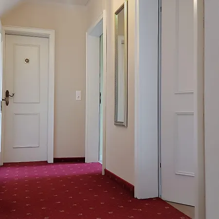 利特尔住宿加早餐旅馆 3*