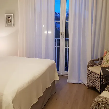 Отель The Little 3*