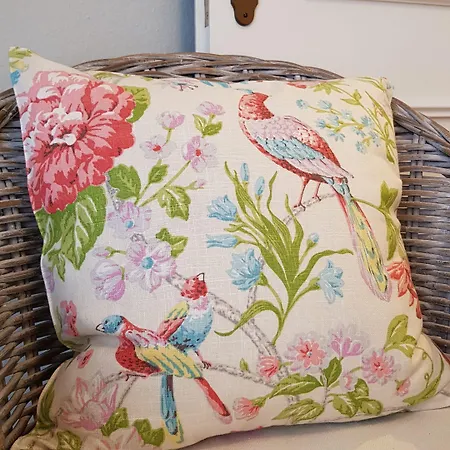 The Little Отель